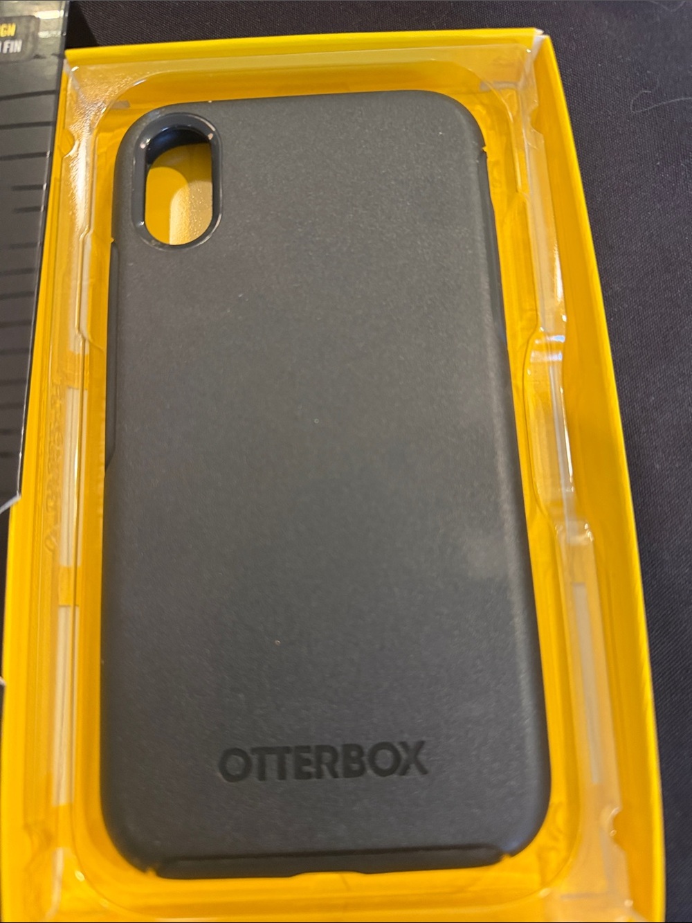 OtterBox Symmetry Series iPhone XR Case - black - Picture 6 of 9